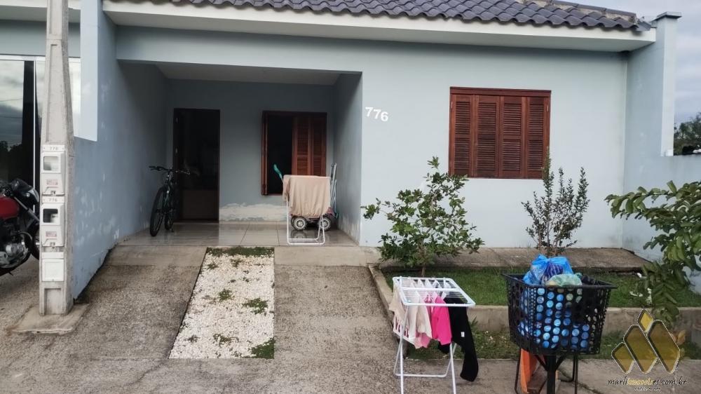 Geminada com pátio em Vera Cruz