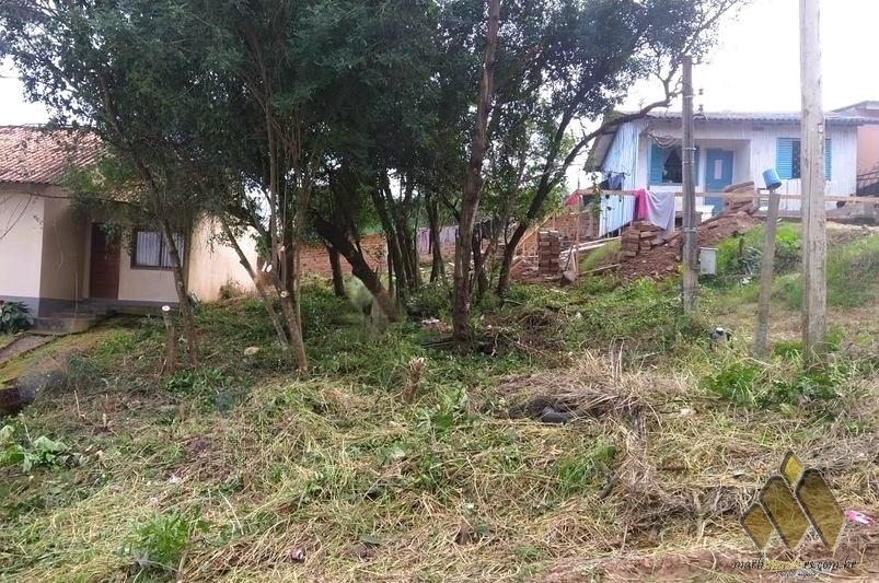 Terreno no Lot. Petrópolis 