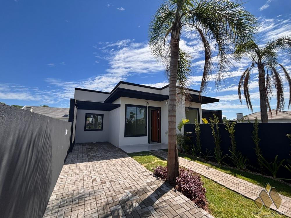 Linda geminada em Linha Santa Cruz